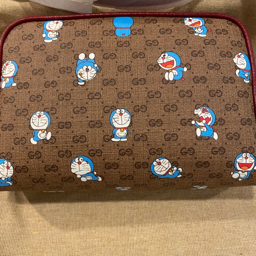 NWT Gucci x Doraemon mini bag - Picture 5 of 8